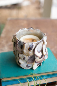 OYSTER SHELL ROUND CANDLE HOLDER