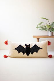 HALLOWEEN BAT HAND HOOKED PILLOW